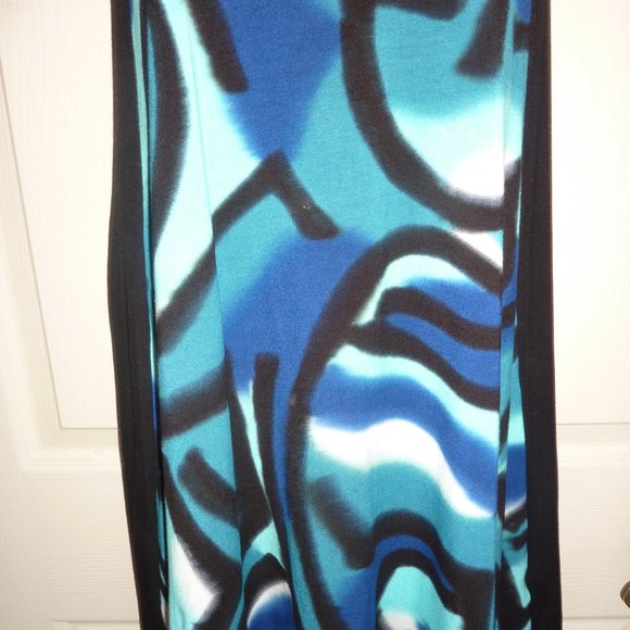 Rock 'N Karma Canadian Design Dress - Picture 3 of 4